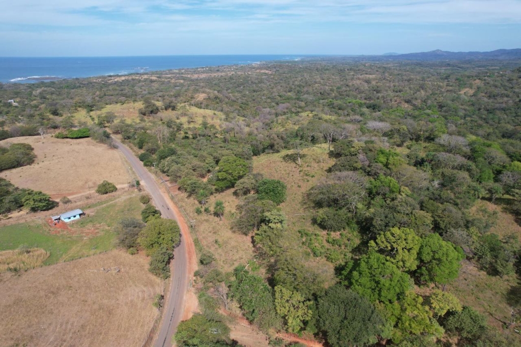 Crystal River - Playa Lagarto Costa Rica - PlayaLagartoRealEstate.com